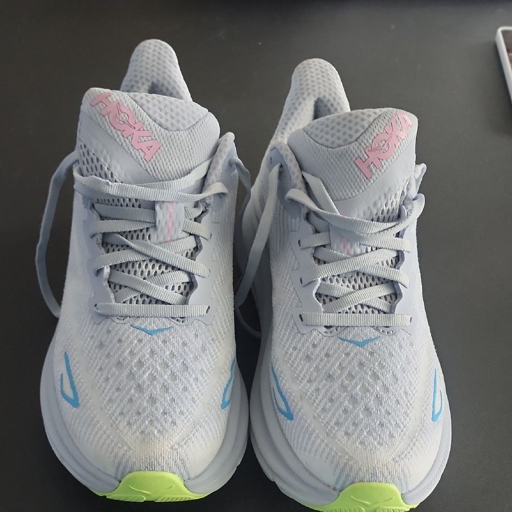 Hoka Clifton 9 Light Gray/Blue Sneakers with Pink & Blue Accents